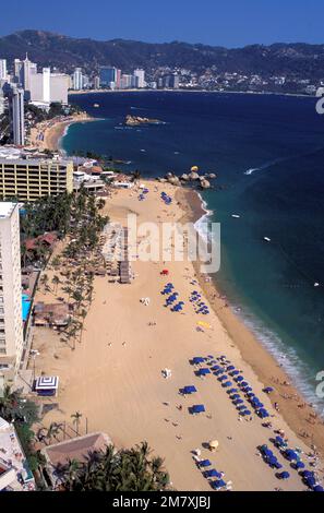 Mexique, Côte du Pacifique, Guerrero, Bahia de Acapulco, Acapulco, Playa Banque D'Images