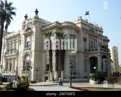 Le Caire, l'Egypte, 10 janvier 2023: Le palais Zafaran de Saffron, un palais royal égyptien construit en 1870, le traité anglo-égyptien de 1936 a été signé et 19 Banque D'Images