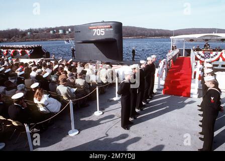 Vue d'ensemble des cérémonies de mise en service du sous-marin d'attaque nucléaire USS VILLE DE CORPUS CHRISTI (SSN-705). Le navire a été construit par la division Electric Boat de General Dynamics Corporation. Base : base navale sous-marine, Groton État : Connecticut (CT) pays : États-Unis d'Amérique (USA) Banque D'Images