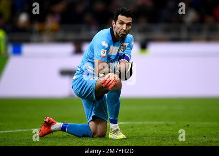 Milan, Italie. 10 janvier 2023. Gianluigi Buffon de Parme Calcio semble abattu lors du match de football de Coppa Italia entre le FC Internazionale et Parme Calcio. Credit: Nicolò Campo/Alay Live News Banque D'Images