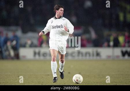 Gladbach, Allemagne. 28th septembre 2022. Firo: 07.03.1996 football: Football: Archive photos, archive photos, archive photos, archive European Cup, Vainqueurs de coupe, quart de finale saison 1995/1996 95/96 Borussia Monchengladbach Gladbach - Feyenoord Rotterdam 2:2 Karlheinz Pefsen crédit: dpa/Alay Live News Banque D'Images