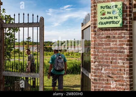 LE JARDIN POTAGER DU DOMAINE DE CHAMBRAY, L'ÉCOLE AGRICOLE DU CHÂTEAU DE CHAMBRAY, MESNIL-SUR-ITON, EURE, NORMANDIE, FRANCE Banque D'Images