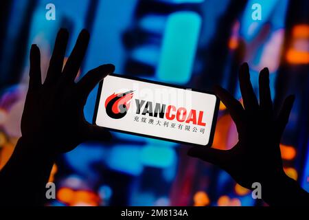Brésil. 11th janvier 2023. Dans cette illustration, le logo Yancoal s'affiche sur l'écran d'un smartphone. (Credit image: © Rafael Henrique/SOPA Images via ZUMA Press Wire) USAGE ÉDITORIAL SEULEMENT! Non destiné À un usage commercial ! Banque D'Images