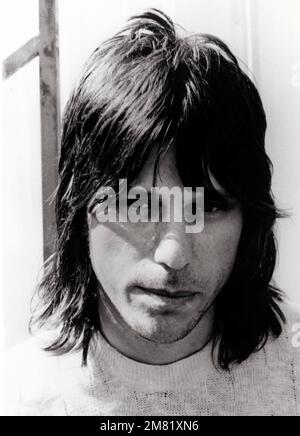 **PHOTO DE FICHIER** Jeff Beck est décédé à 78. OAKLAND, CA - 5 JUIN : Jeff Beck à Day on the Green 1976 au Oakland Alameda County Coliseum à Oakland, Californie sur 5 juin 1976. Crédit : Pat Johnson/MediaPunch Banque D'Images