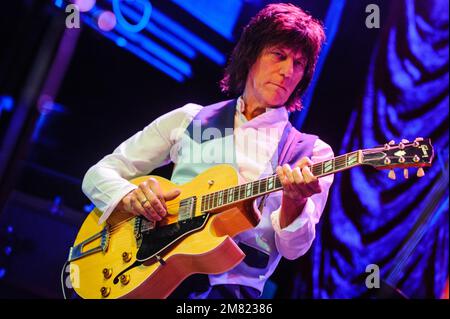 24 mars 2011, Washington, DC, Etats-Unis: JEFF BECK se produit sur scène au Club 9:30 à Washington, D.C. (Credit image: © Kyle Gustafson/ZUMA Press Wire) USAGE ÉDITORIAL SEULEMENT! Non destiné À un usage commercial ! Banque D'Images