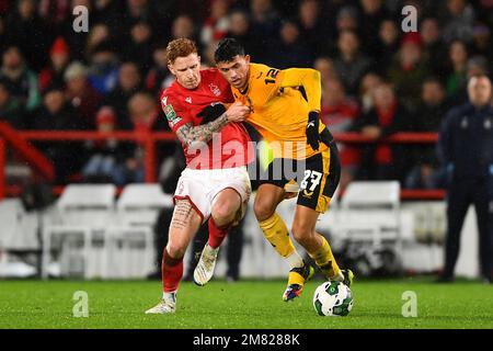 Jack Colback de la forêt de Nottingham combat avec `Macheus Nunes of Wolverhampton Wanderers lors du match final du quartier de la coupe Carabao entre la forêt de Nottingham et Wolverhampton Wanderers au City Ground, Nottingham, le mercredi 11th janvier 2023. (Credit: Jon Hobley | MI News) Credit: MI News & Sport /Alay Live News Banque D'Images