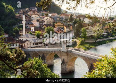 Konjic en Bosnie-Herzégovine pris en mai 2022 Banque D'Images