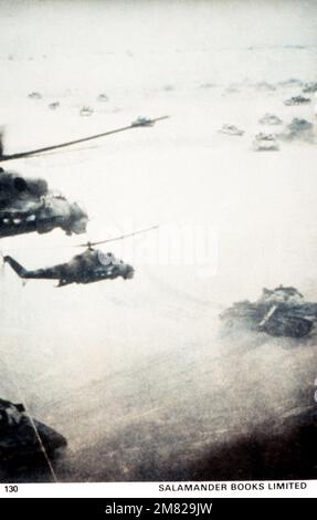 Opération de char d'hélicoptère en Afghanistan. Courtoisie de la puissance militaire soviétique, 1984. PHOTO no 130, page 116. Pays : inconnu Banque D'Images
