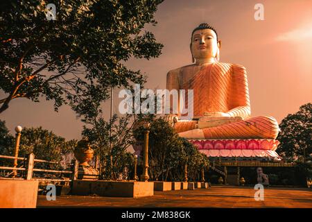 Temple du Bouddha Kandeviharaya Sri Lanka Banque D'Images