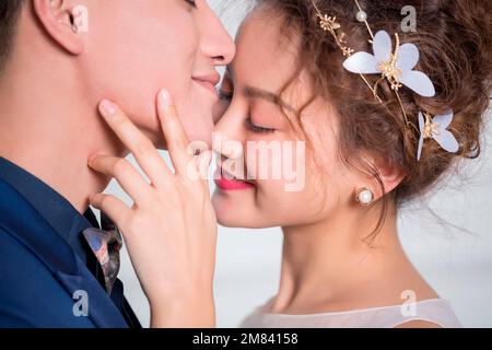 Mariée et marié heureux et doux Banque D'Images