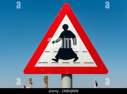 Panneau de signalisation pour piétons, Oman Banque D'Images