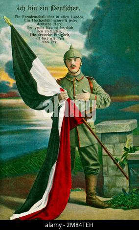 Europa, Deutschland , 1. Weltkrieg , propagande - Postkarte zeigt einen deutschen Soldaten mit Flagge und Text ' ICH bin ein Deutscher ' , geschrieben am 04,05. 1915 , Aus Namur ( Belgien ) , Absender : Franz Feltz , 1. Kompanie , Landsturm Infantrie, Bataillon i Münster , Rechte werden nicht vertreten / Europe, Allemagne , la première Guerre mondiale , propagande de carte postale , montre un soldat allemand avec un drapeau allemand , texte : "je suis allemand" et un poème patriotique , carte postale a été envoyé 04. 05. 1915, il n'y a pas de droits . Banque D'Images