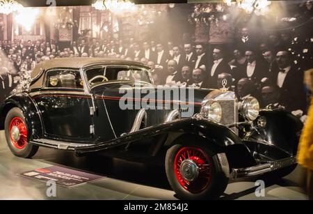 Musée national de l'automobile de Turin (MAUTO) : collection d'environ 200 voitures anciennes originales de 80 marques différentes. Germania 1936 - Mercedes Benz 540K - Italie Banque D'Images