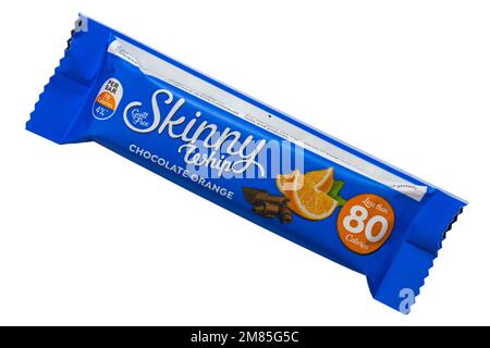 Inculpabilité Free Skinny whip chocolat orange snack bar haut en fibres moins de 80 calories isolées sur fond blanc Banque D'Images