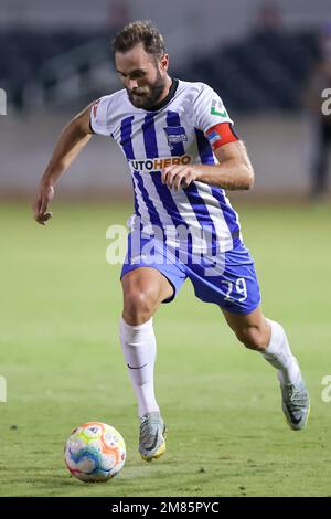 11 janvier 2023: Hertha Berlin milieu de terrain LUCAS TOUSART (29) conduit le ballon pendant le match de soccer amical de Hertha BSC vs Millonarios FC au stade Osceola Heritage Park à Kissimmee, en Floride, sur 11 janvier 2023. (Credit image: © Cory Knowlton/ZUMA Press Wire) USAGE ÉDITORIAL SEULEMENT! Non destiné À un usage commercial ! Banque D'Images