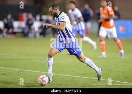 11 janvier 2023: Hertha Berlin milieu de terrain LUCAS TOUSART (29) conduit le ballon pendant le match de soccer amical de Hertha BSC vs Millonarios FC au stade Osceola Heritage Park à Kissimmee, en Floride, sur 11 janvier 2023. (Credit image: © Cory Knowlton/ZUMA Press Wire) USAGE ÉDITORIAL SEULEMENT! Non destiné À un usage commercial ! Banque D'Images