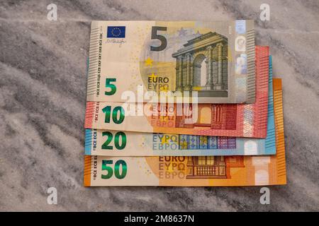 Gros plan partie des billets de 5, 10, 20 et 50 euros. Banque D'Images