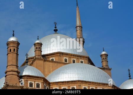 La grande mosquée de Muhammad Ali Pasha ou la mosquée d'Alabâtre dans la Citadelle du Caire, le matériel principal est le calcaire probablement provenant des grandes pyramides Banque D'Images