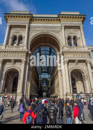 Une vue étonnante de la 'Galleria Vittorio Emanuele II', Milan, Italie Banque D'Images