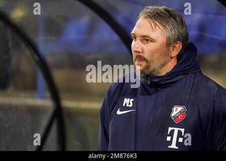 VEGHEL, PAYS-BAS - JANVIER 12 : entraîneur en chef Michael Silberbauer du FC Utrecht lors de la coupe KNVB TOTO néerlandaise Round 2 match entre Blauw Geel '38 et le FC Utrecht au parc sportif Prins Willem Alexander sur 12 janvier 2023 à Veghel, pays-Bas (photo de Joris Verwijst/Orange Pictures) Banque D'Images