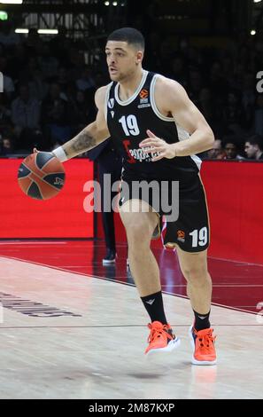 Bologna, Italie, 12/01/2023, Iffe Lundberg (Segafredo Virtus Bologna) pendant le match de championnat de basketball de l'Euroligue Segafredo Virtus Bologna vs. Olympiacos Pirée - Bologna, 12 janvier 2022 à l'arène de Segafredo Banque D'Images