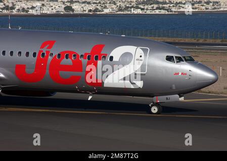 Gros plan d'un Boeing Jet2 737-800 à l'aéroport de Lanzarote Arrecife Banque D'Images