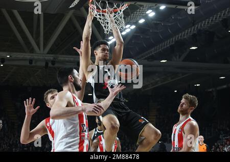 Bologna, Italie, 12/01/2023, Ismael Bako (Segafredo Virtus Bologna) pendant le match de championnat de basketball de l'Euroligue Segafredo Virtus Bologna vs. Olympiacos Pirée - Bologna, 12 janvier 2022 à l'arène de Segafredo Banque D'Images