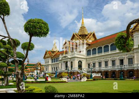 Salle du trône Phra Thinang Chakri Maha Prasat, au temple Wat Phra Kaeo, ancien palais royal, Temple du Bouddha d'Émeraude, Bangkok, Thaïlande, Asie Banque D'Images