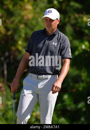 Honolulu, Hawaï, États-Unis. 12th janvier 2023. JORDAN SPIETH au 8th trous lors du premier tour de l'Open de Sony joué au terrain de golf Waialae, Honolulu, Hawaii. (Credit image: © Steven Erler/ZUMA Press Wire) USAGE ÉDITORIAL SEULEMENT! Non destiné À un usage commercial ! Banque D'Images