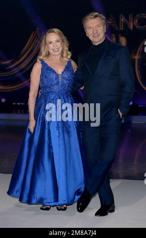 La photo doit être créditée ©Alpha Press 078237 11/01/2023 Jayne Torvill et Christopher Dean Dancing on Ice 2023 Launch Photocall Banque D'Images