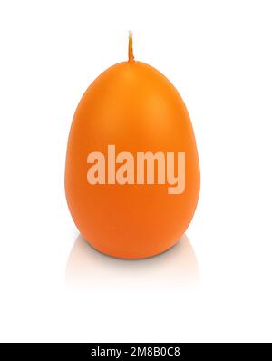 Bougie colorée isolée de formes diverses. Bougie parfumée. Bougie avec verre. Oeufs, mer, coeur, fleur, poisson, starfish, seashell, corail, ange, pomme. Banque D'Images