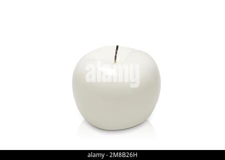 Bougie colorée isolée de formes diverses. Bougie parfumée. Bougie avec verre. Oeufs, mer, coeur, fleur, poisson, starfish, seashell, corail, ange, pomme. Banque D'Images