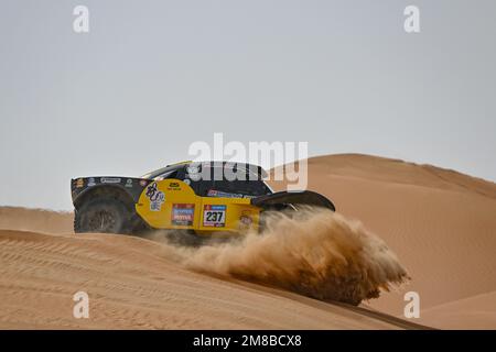 237 TIAN po (chn), DU Xuanyi (chn), HANWEI Motorsport Team, SMG, Auto, FIA W2RC, action pendant la phase 12 du Dakar 2023 entre le Marathon de quartier vide et Shabyah, sur 13 janvier 2023 à Shabyah, Arabie Saoudite - photo Gigi Soldano / DPPI Banque D'Images