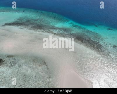 Zanzibar (Muyuni Beach sur la plus grande île de l'archipel de Zanzibar, Unguja, vue aérienne) Banque D'Images