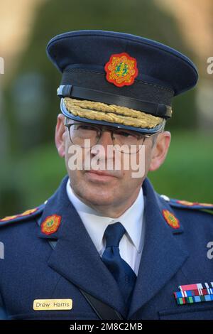 Templemore, Tipperary, Irlande, 13th janvier 2023. Le commissaire de Garde Drew Harris parle avec les médias avant la cérémonie de décès de 24 GardaI qui ont été attestées comme membres assermentés d'une Garda Síochána. Crédit: Athlone Photography/Alamy Live News5 Banque D'Images