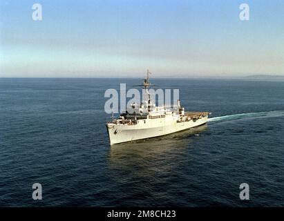 Vue sur l'avant-port du quai de transport amphibie USS CLEVELAND (LPD-7) en cours au large de la côte sud de la Californie. Pays : Océan Pacifique (POC) Banque D'Images