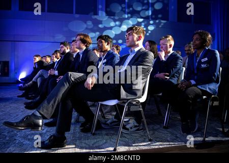 WIJK AAN ZEE - Jorden van Foreest (pays-Bas) lors de la cérémonie d'ouverture du tournoi d'échecs Tata Steel 85th. ANP OLAF KRAAK Banque D'Images