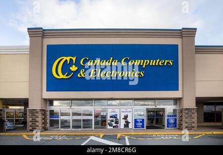 CC - magasin d'ordinateurs et d'électronique au Canada. Un détaillant d'ordinateurs personnels et d'électronique grand public. HALIFAX, CANADA - NOVEMBRE 2022 Banque D'Images