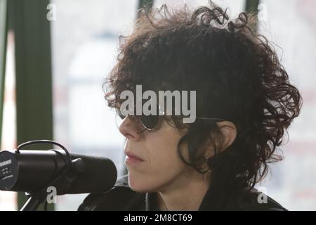 LP - Laura Pergolizzi filme une session à Brooklyn, New York Banque D'Images