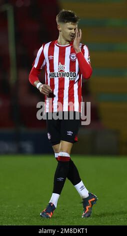 Woking, Royaume-Uni. 13th janvier 2023. Romeo Beckham de Brentford (fils de David Beckham) en action lors du match de la coupe de la Premier League au stade communautaire de Lithwaite, Woking. Le crédit photo devrait se lire: David Klein / Sportimage crédit: Sportimage / Alay Live News Banque D'Images