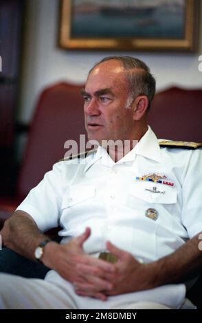 Portrait informel de l'ADM Frank B. Kelso II, chef des opérations navales. Pays : inconnu Banque D'Images