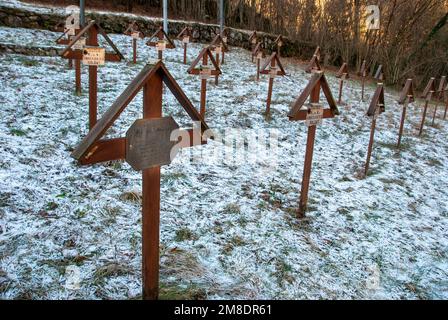 Le cimetière austro-hongrois du Kaiserjager dans la première Guerre mondiale de Vanzi-Molini dans la Comune de Laghi, Vicenza, Vénétie, Italie Banque D'Images