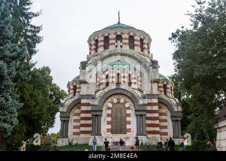 Mausolée-chapelle de George le victorieux. Construit à la mémoire des soldats russes et roumains qui sont tombés dans la bataille de Pleven pendant le russe Banque D'Images