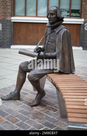 Statue de Shakespeare New Inn Yard, Banque D'Images