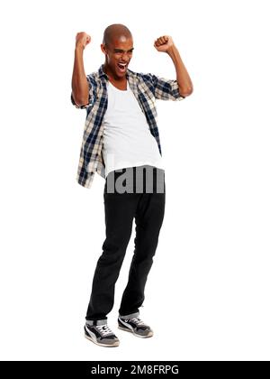 Homme noir, enthousiaste et encourageant pour la célébration et le bonheur avec un gars isolé sur fond blanc de studio. Jeune homme, gentleman ou criant avec Banque D'Images