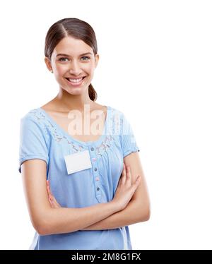 Portrait, maquette et étiquette nominative avec une femme modèle en studio isolée sur un fond blanc pour le positionnement du produit. Marketing, publicité et maquette Banque D'Images