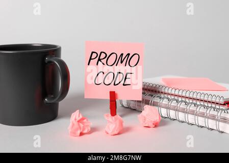 Légende du texte présentant le code promotionnel. Concept, c'est-à-dire les numéros numériques qui vous donnent une bonne remise sur certains produits Banque D'Images