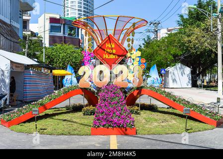 Nha Trang, Vietnam - 13 janvier 2023 : décoration et fleurs pour le nouvel an Tet Lunar Banque D'Images