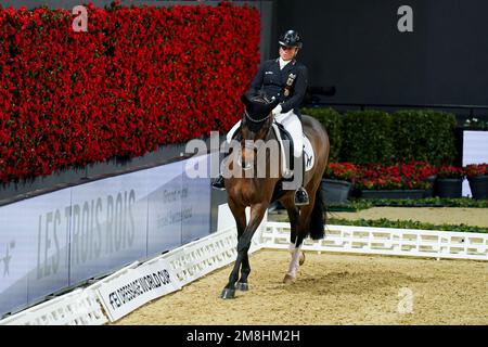 14.01.2023, Bâle, St. Jakobshalle, équitation: Longines CHI Classics Basel, Isabell Werth (Allemagne) sur son cheval DSP Quantaz en action pendant la coupe du monde de dressage FEI (présenté par le Grand Hotel les trois Rois Basel) (Daniela Porcelli / SPP-JP) Credit: SPP Sport Press photo. /Alamy Live News Banque D'Images