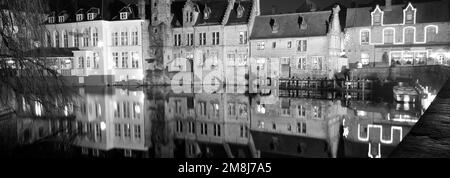 Rivière Dijver, région de Rozenhoedkaai, ville de Bruges, Flandre Occidentale dans la région flamande de Belgique. Bruges est un site classé au patrimoine mondial de l'UNESCO. Banque D'Images